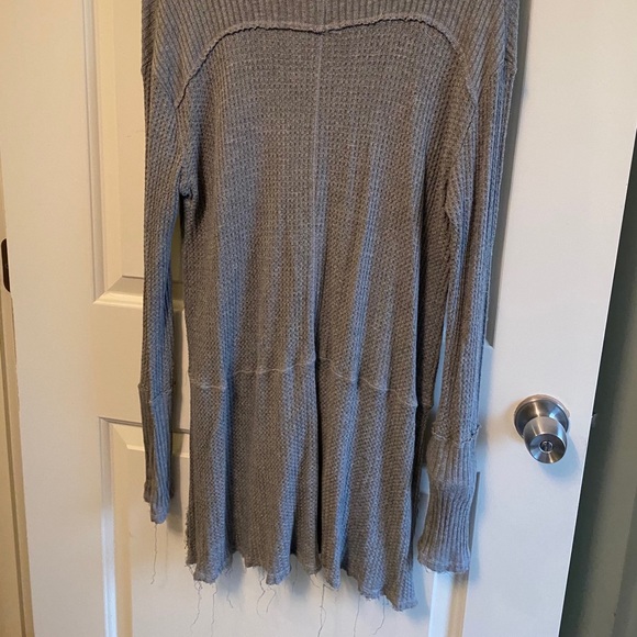 Cozy Free People Sweater - Picture 4 of 4